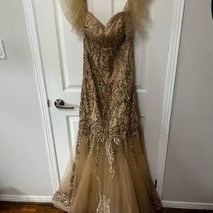 Red carpet dress